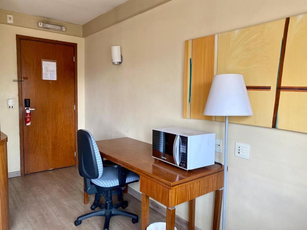 Ap 1105 Travel Sp Apartment